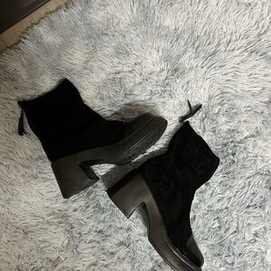 SHEIN Black Heeled Boots